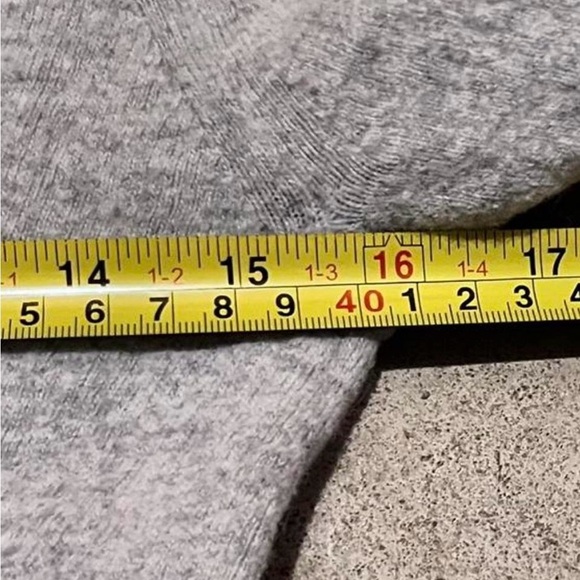 J. Crew Wool Blend Cream V-Neck Button-Up Sweater Preppy Classic Size XS - Picture 6 of 7